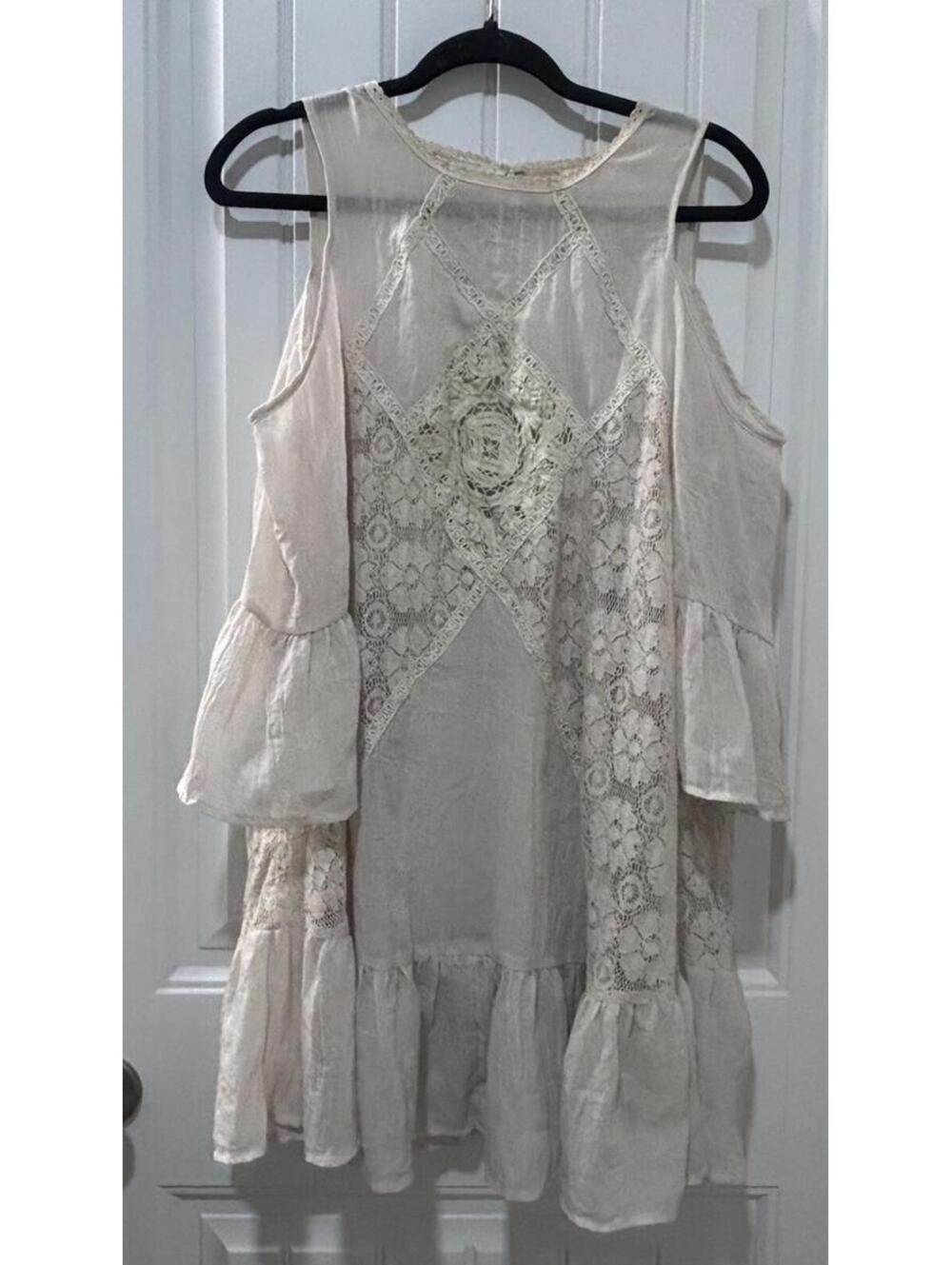 Umgee Cream Colored Boho Dress Lace Medium